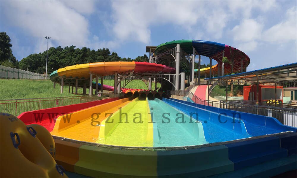 儿童水上游乐园，设施齐全，欢乐无限